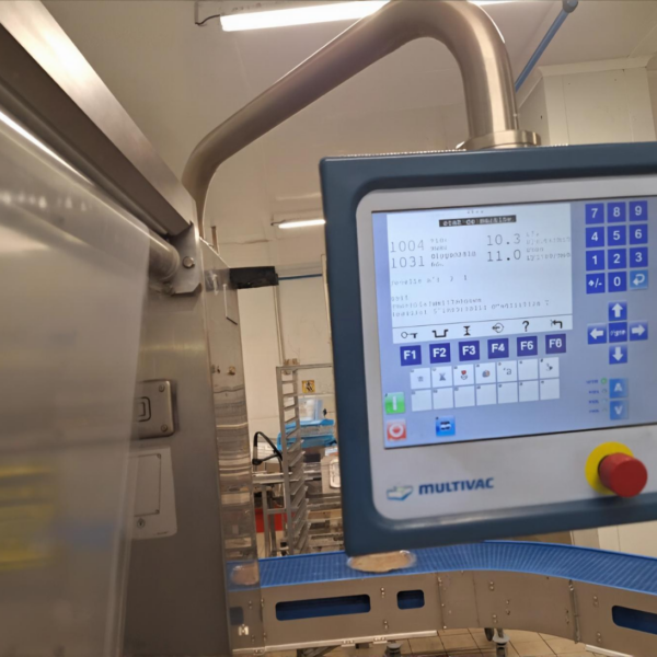 Thermoformeuse Multivac R240