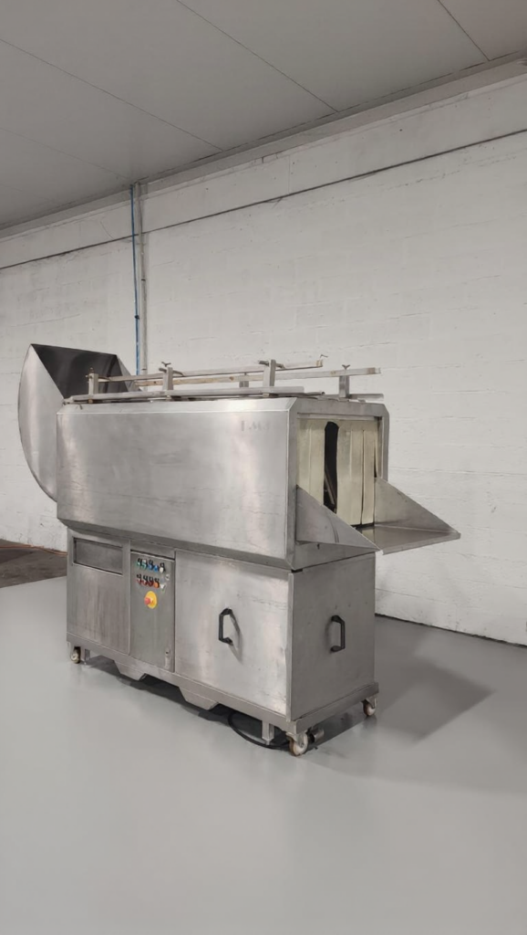 Laveuse de bacs PMB EE13 — vue 2