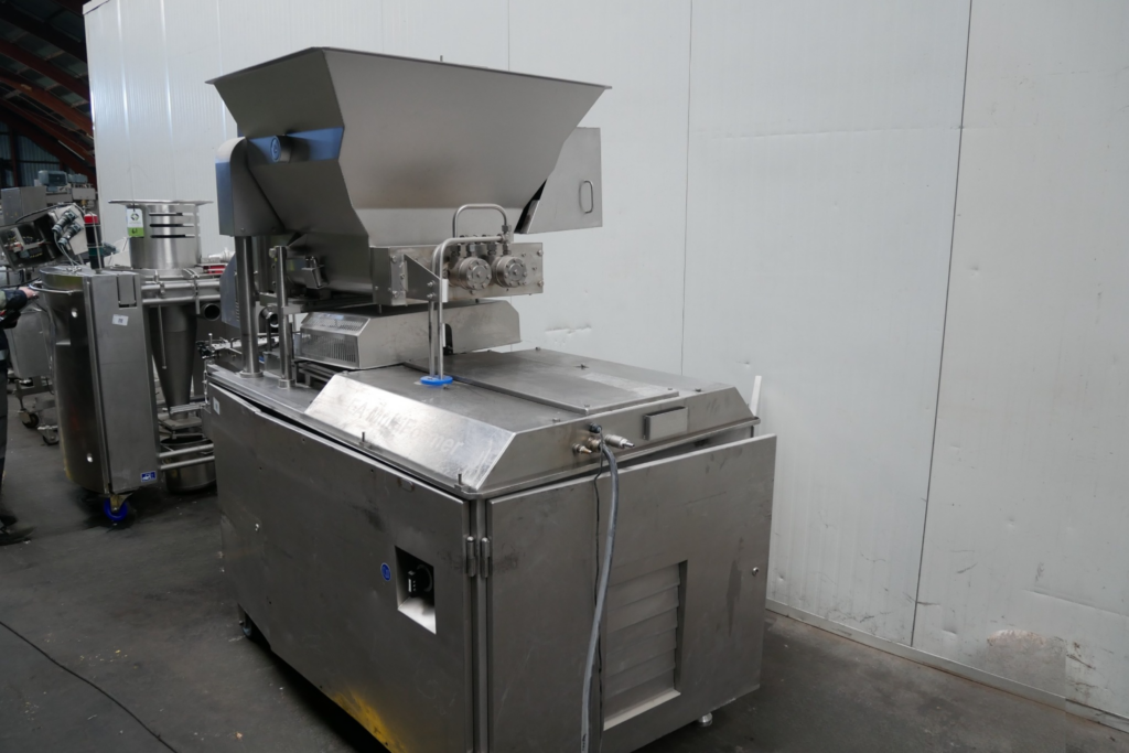 GEA Formeuse multiformeur 400 — vue 2