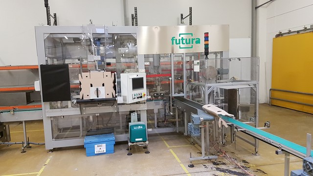 Encaisseuse Formeuse de caisse robotisée Futura 2016