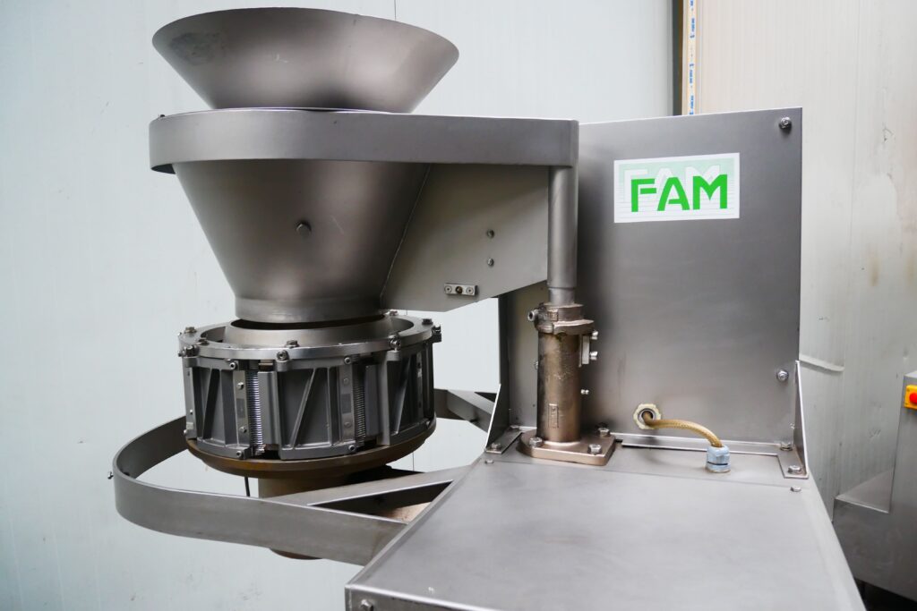 Trancheuse FAM 9050-2D — vue 3